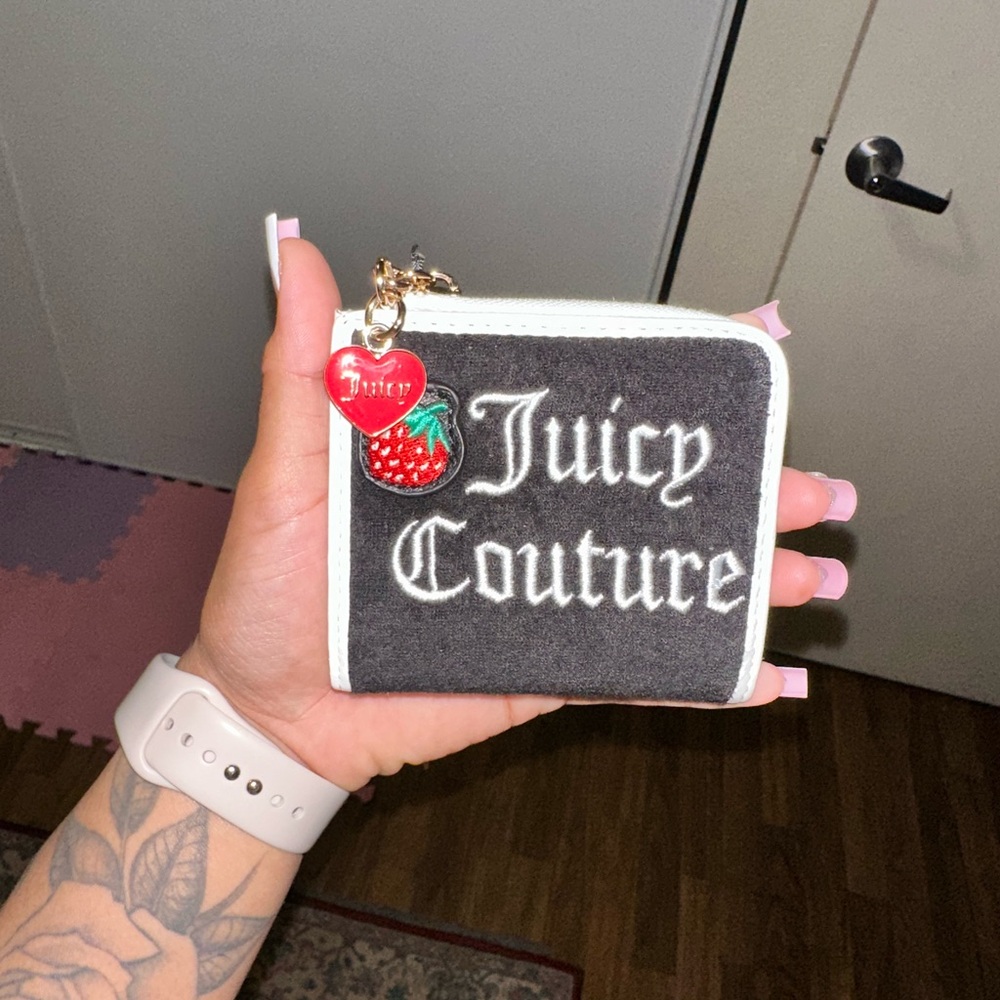 Juicy Couture wallet